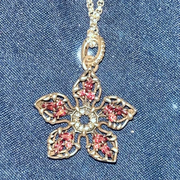 Pandora Stranger Things Demogorgon Necklace - Picture 4 of 4